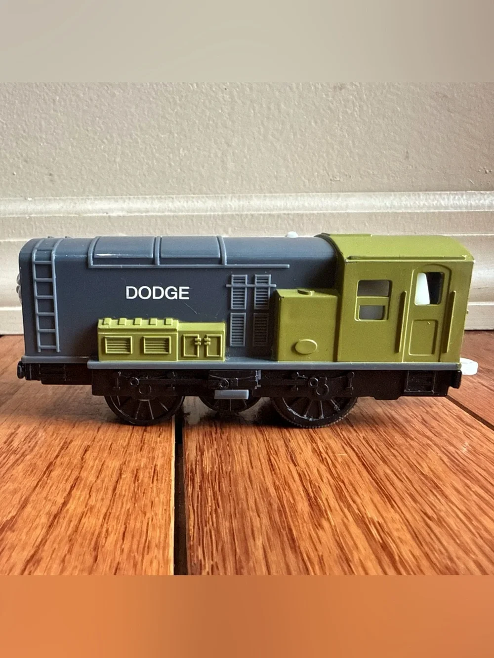 Thomas The Tank Engine Friends Trackmaster Dodge Grey Green Motorized Train 2009